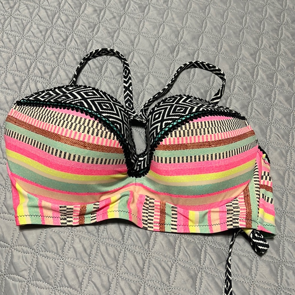 Bikini top